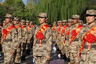 巴坎布为李磊世预赛之旅送祝福：兄弟我想你了，祝你一切顺利！